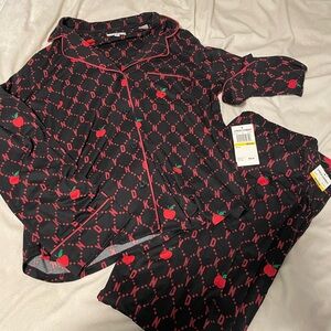 NWT DKNY black pajamas with apples